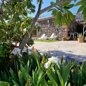 https://casa-berna.tenerifehoteles.net