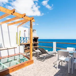 https://luminous-loft-apt-above-the-atlantic-ocean.adeje-hotels.com